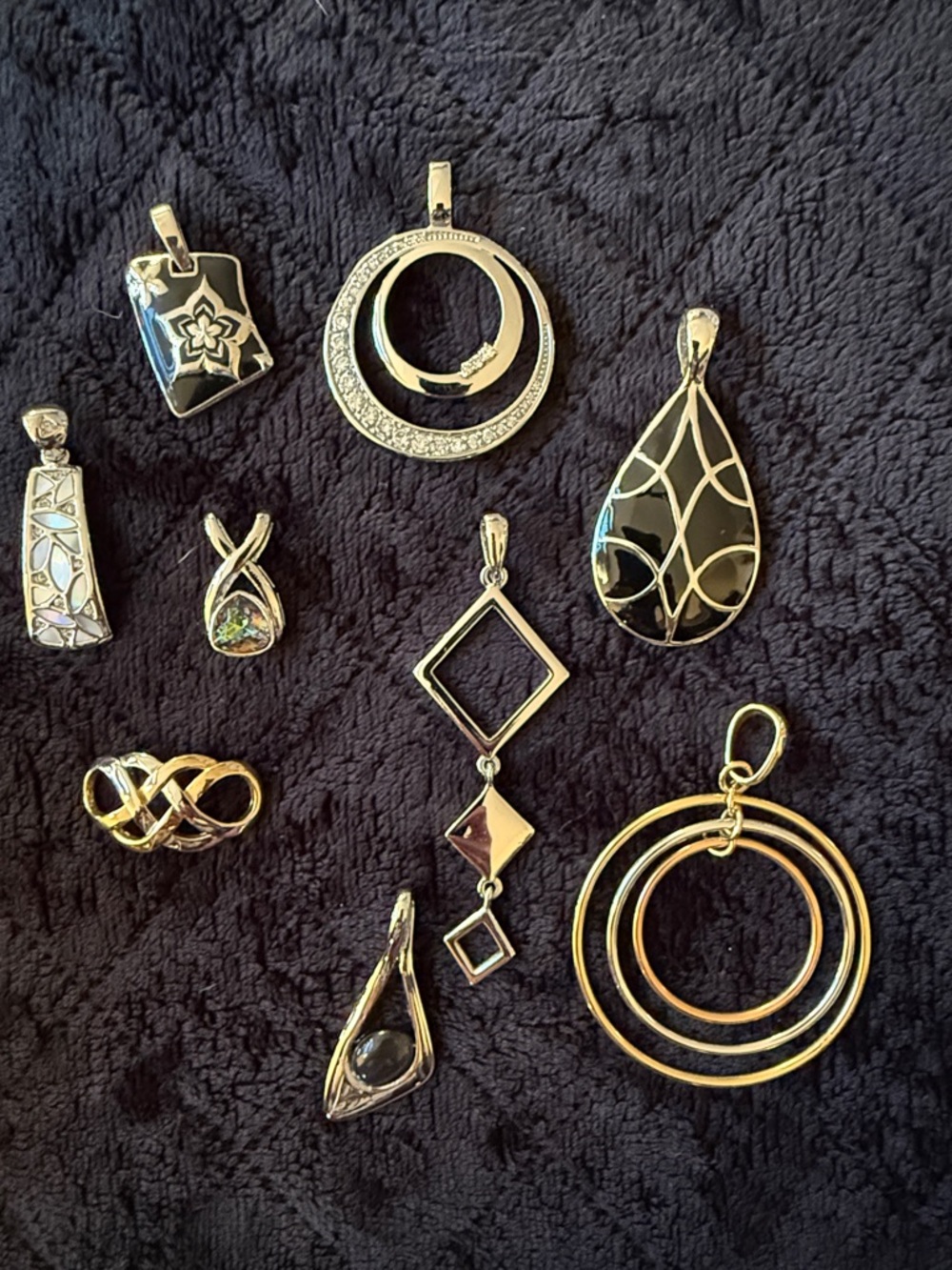 Lia Sophia reversible necklace with 9 beautiful pendants